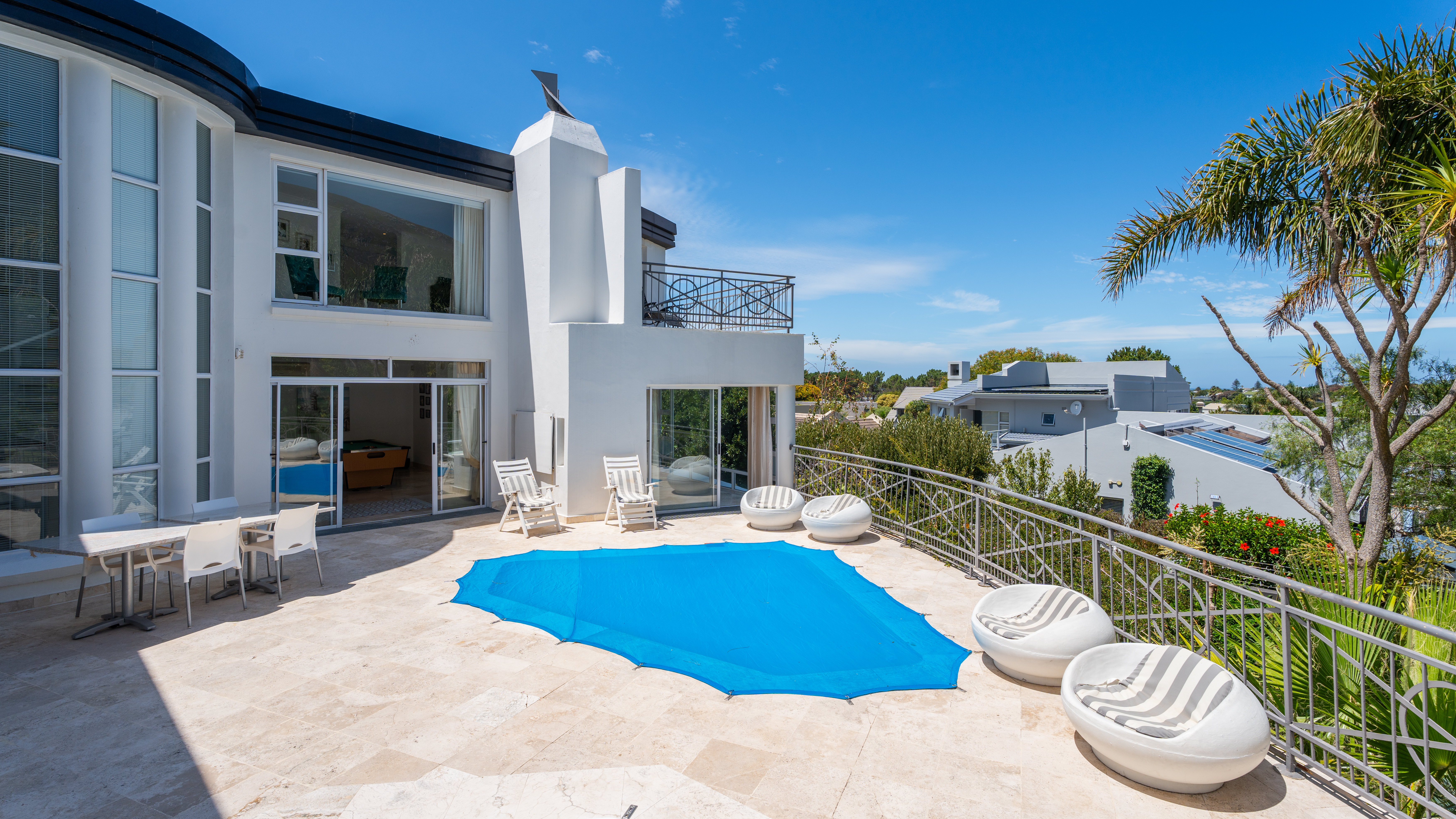 6 Bedroom Property for Sale in Hermanus Heights Western Cape